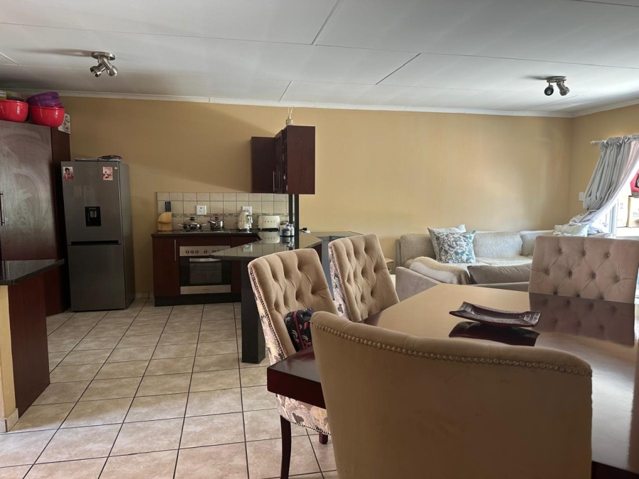 3 Bedroom Property for Sale in Waterval East North West